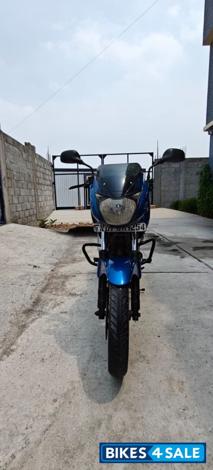 Blue Bajaj Pulsar 180 Blue Bajaj Pulsar 180