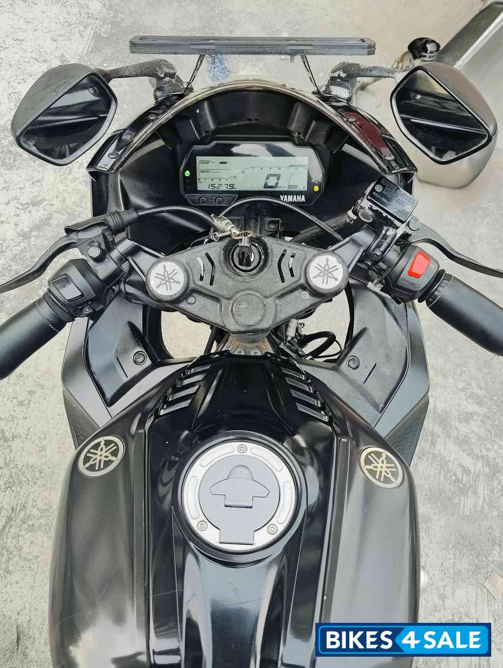 Dark Knight Edition Yamaha YZF R15 V3