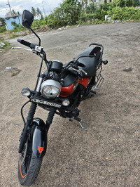 Red And Black Bajaj Avenger Street 180