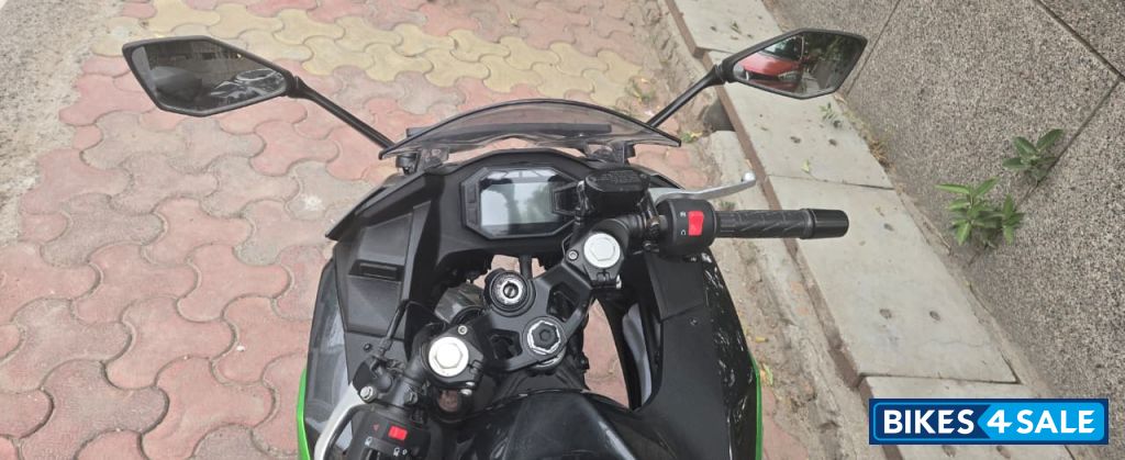 Metallic Carbon Grey Kawasaki Ninja 500 Metallic Carbon Grey Kawasaki Ninja 500