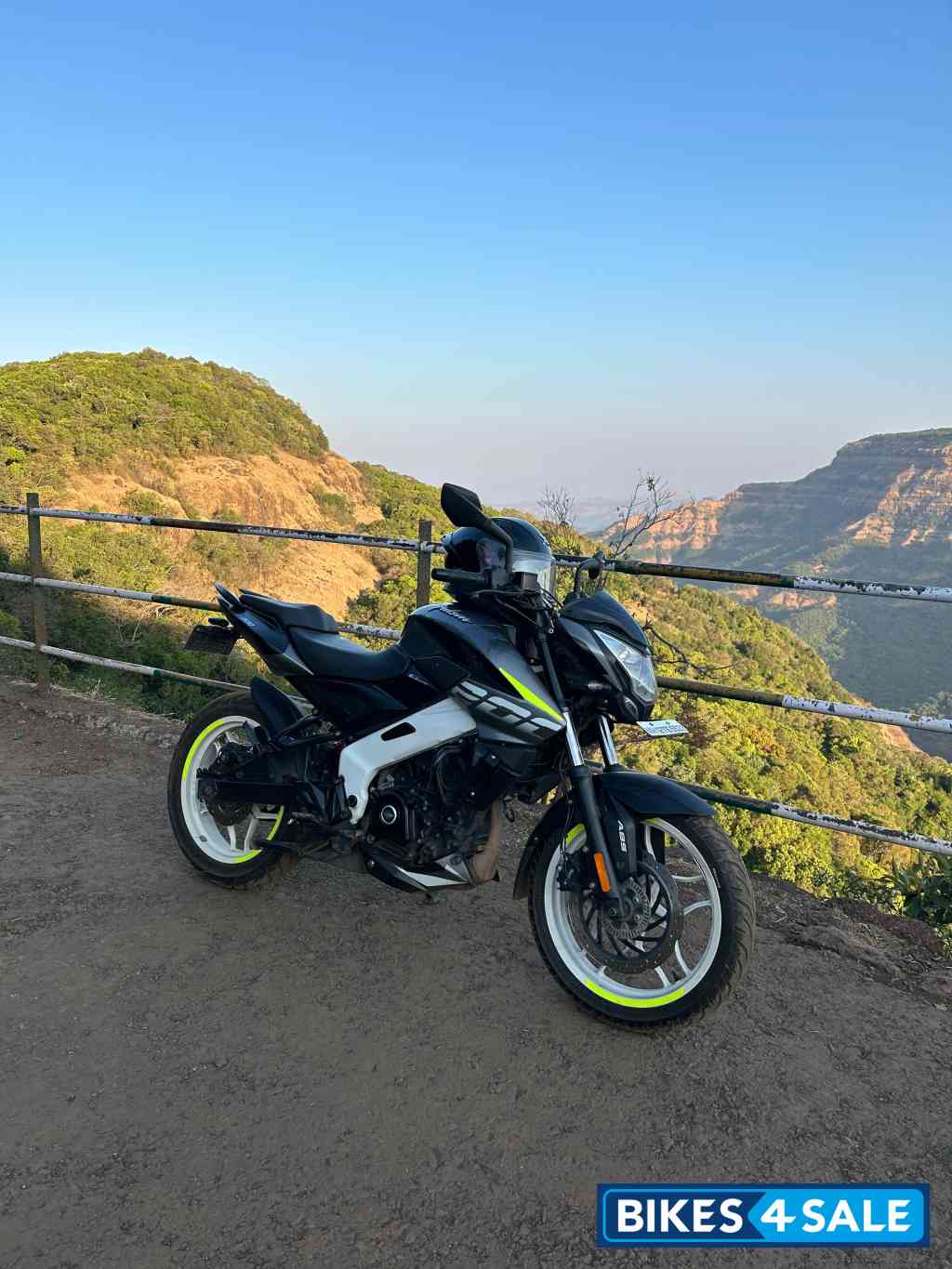 Bajaj Pulsar NS 200 BS6