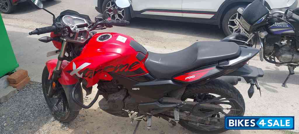 Hero Xtreme 200R Hero Xtreme 200R