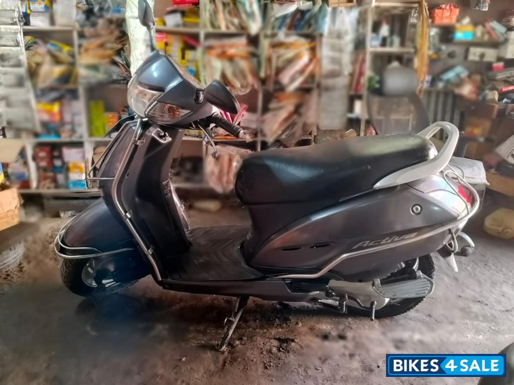 Grey Honda Activa Grey Honda Activa