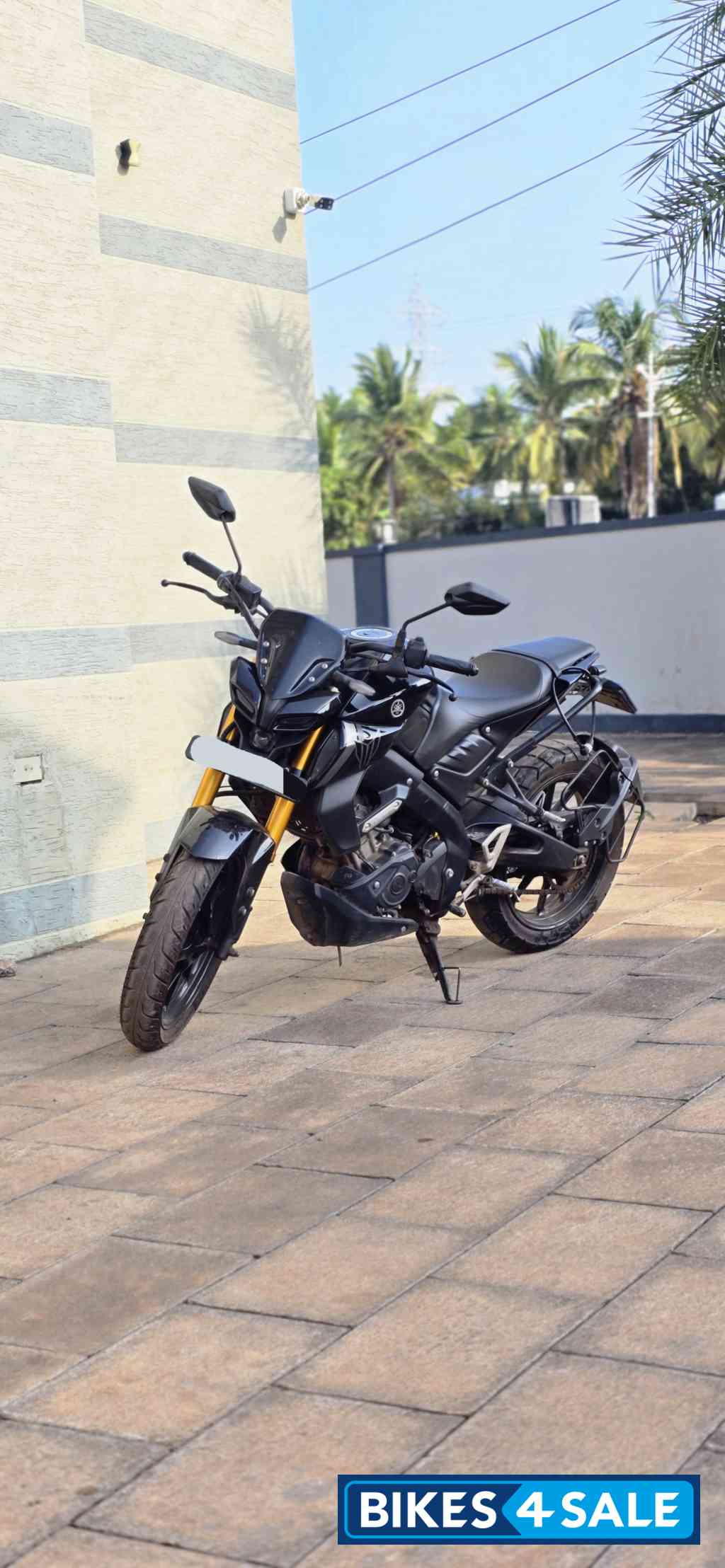 Metalic Black Yamaha MT-15 Ver 2.0