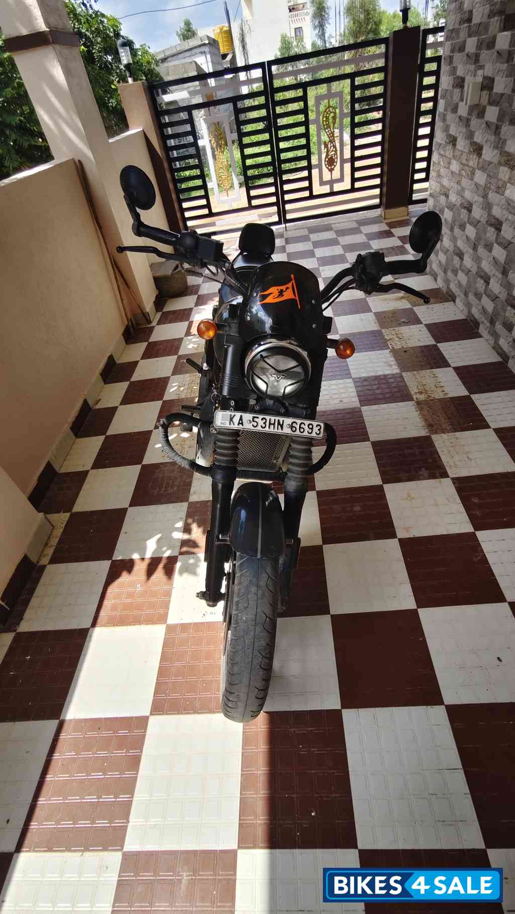 Yezdi Roadster Dark