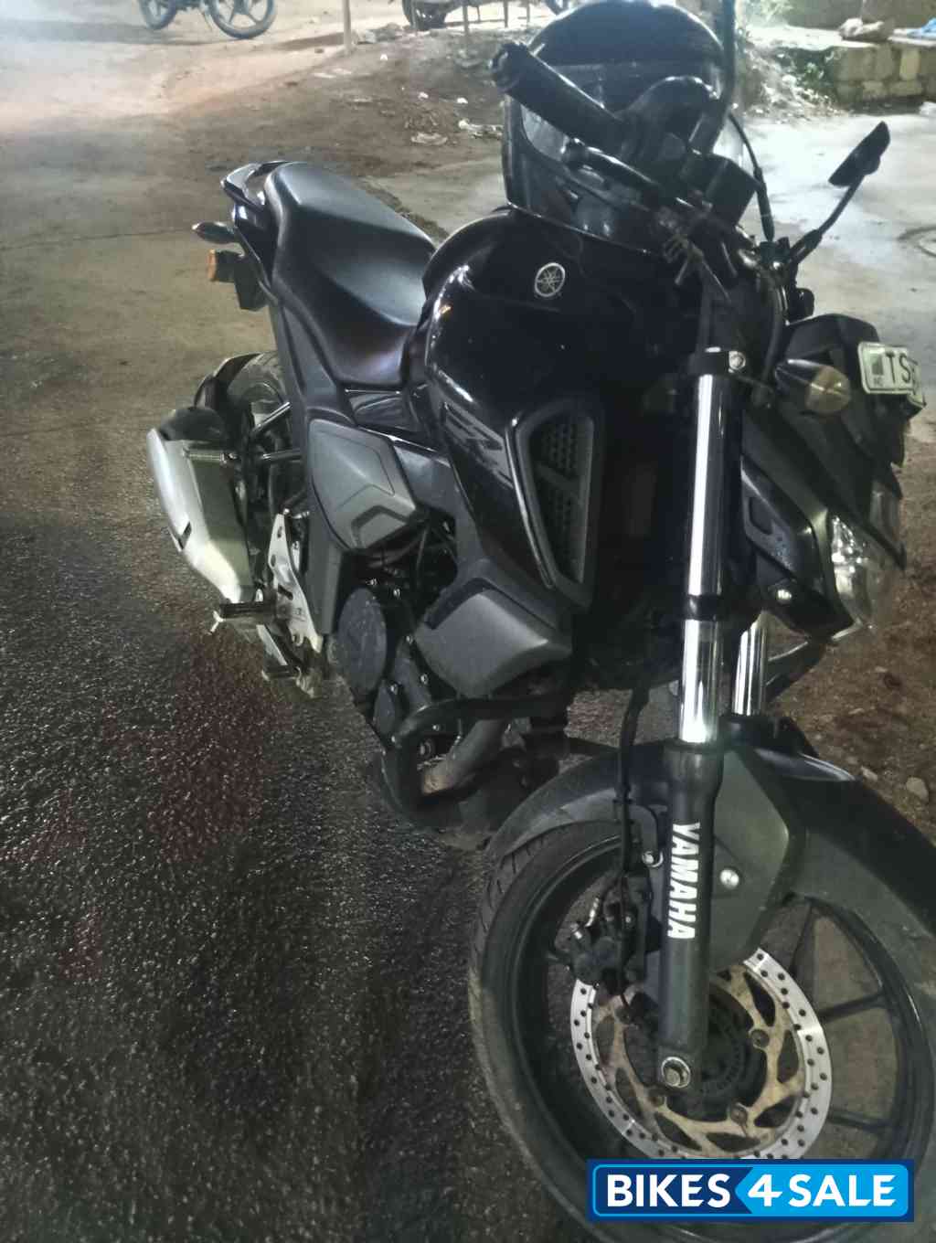 Metalic Black Yamaha FZ FI V3 BS6 Metalic Black Yamaha FZ FI V3 BS6