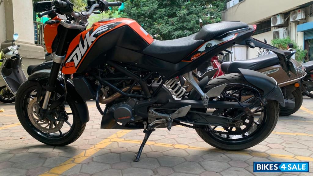 KTM Duke 200