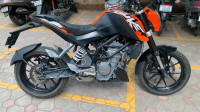 KTM Duke 200