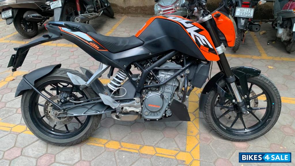 KTM Duke 200