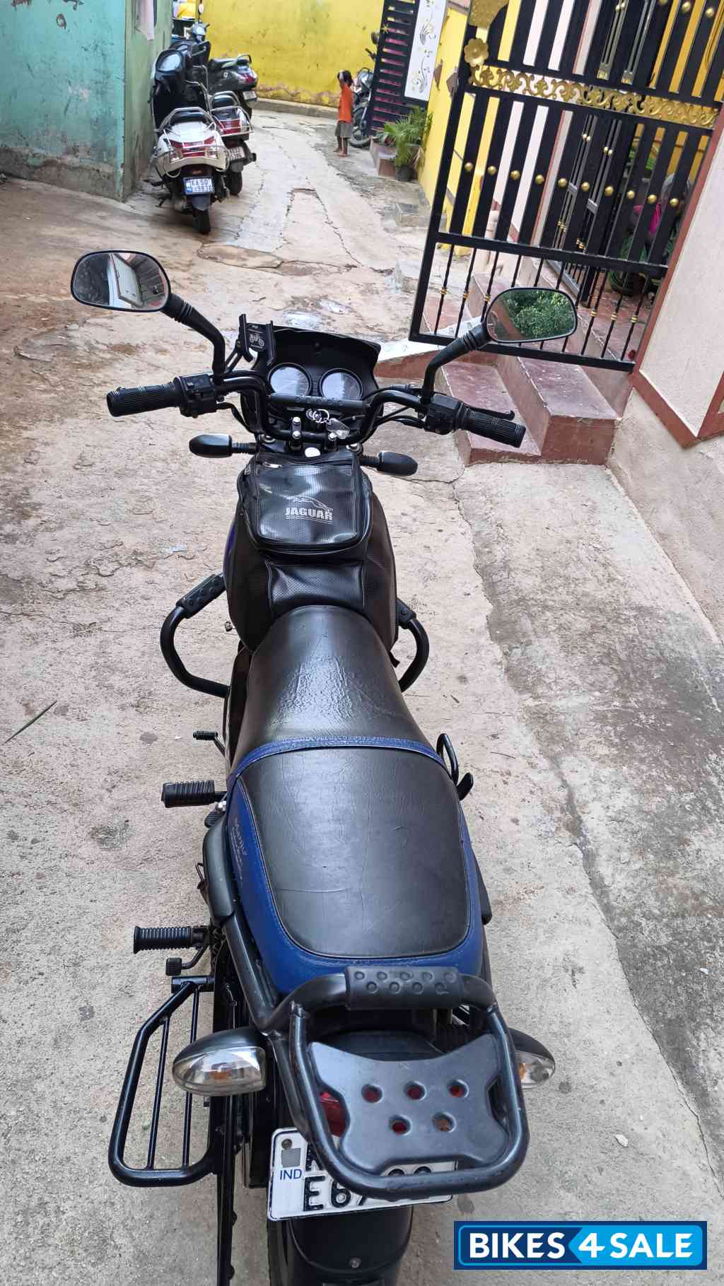 Blue Bajaj CT110X