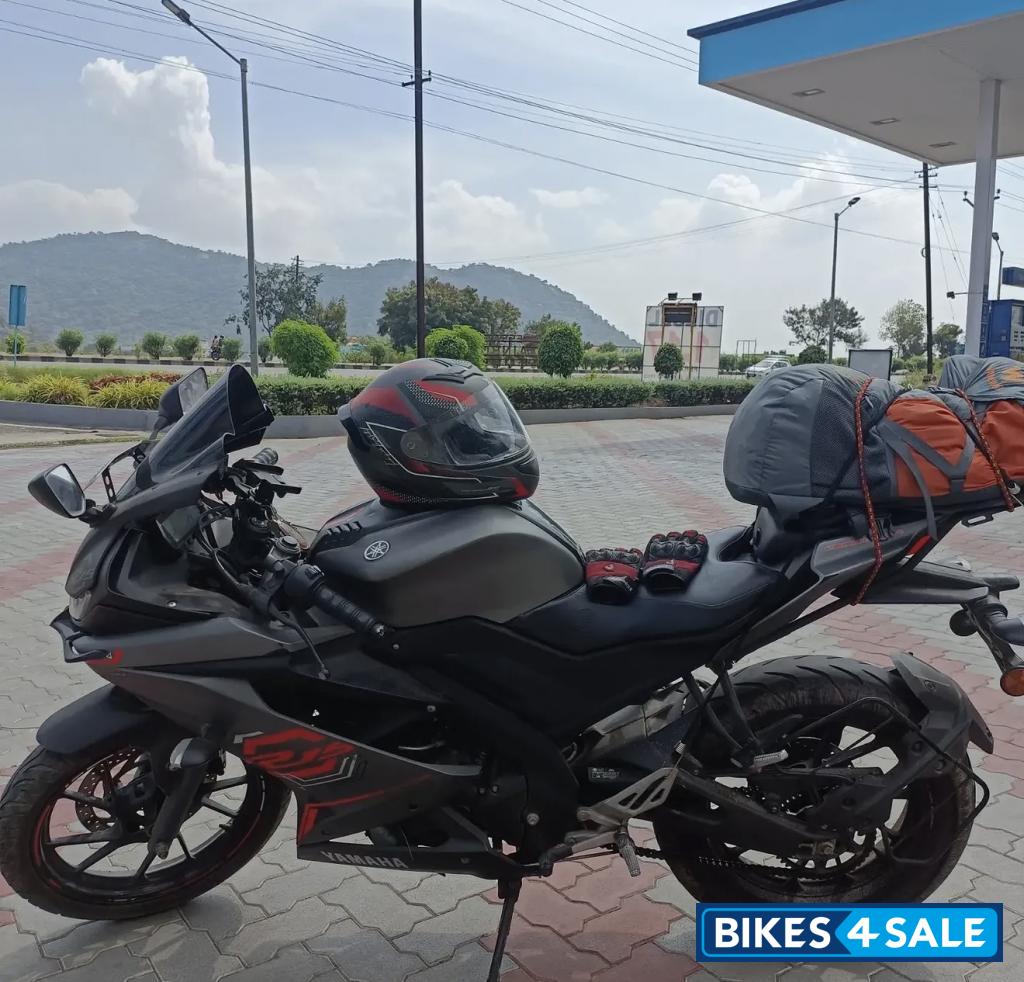 Yamaha YZF R15 V3 BS6