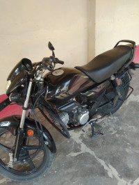 Hero HF Deluxe 2021 Model