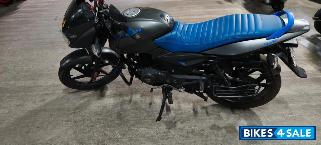 Bajaj Pulsar 125 Neon Bajaj Pulsar 125 Neon
