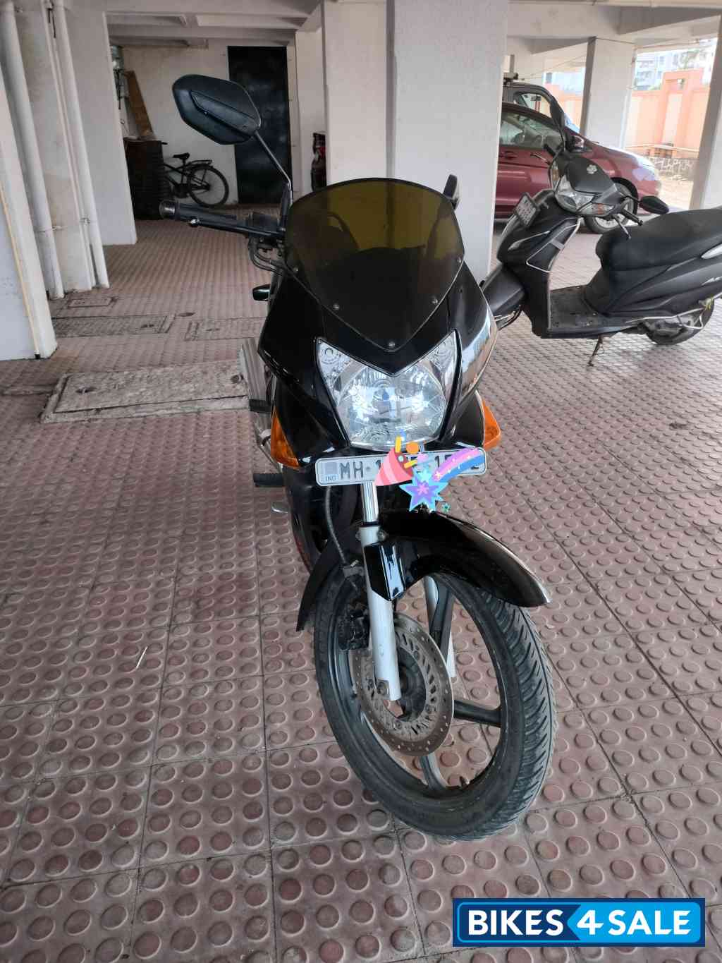 Black Hero Karizma R Black Hero Karizma R