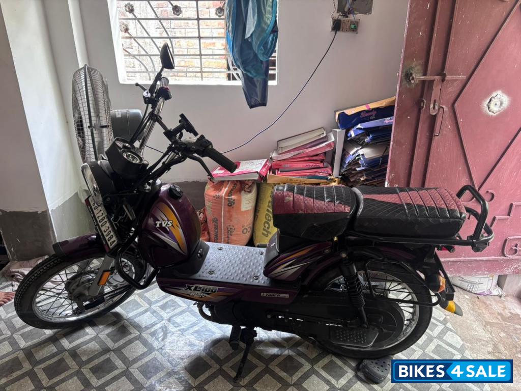 Purple TVS XL 100 Heavy Duty Purple TVS XL 100 Heavy Duty