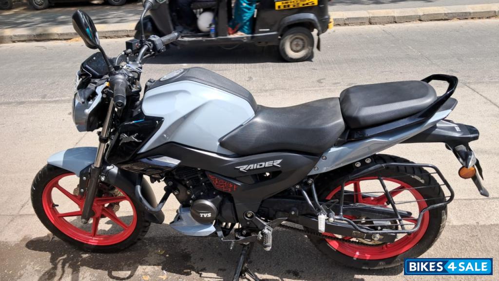 TVS Raider 125