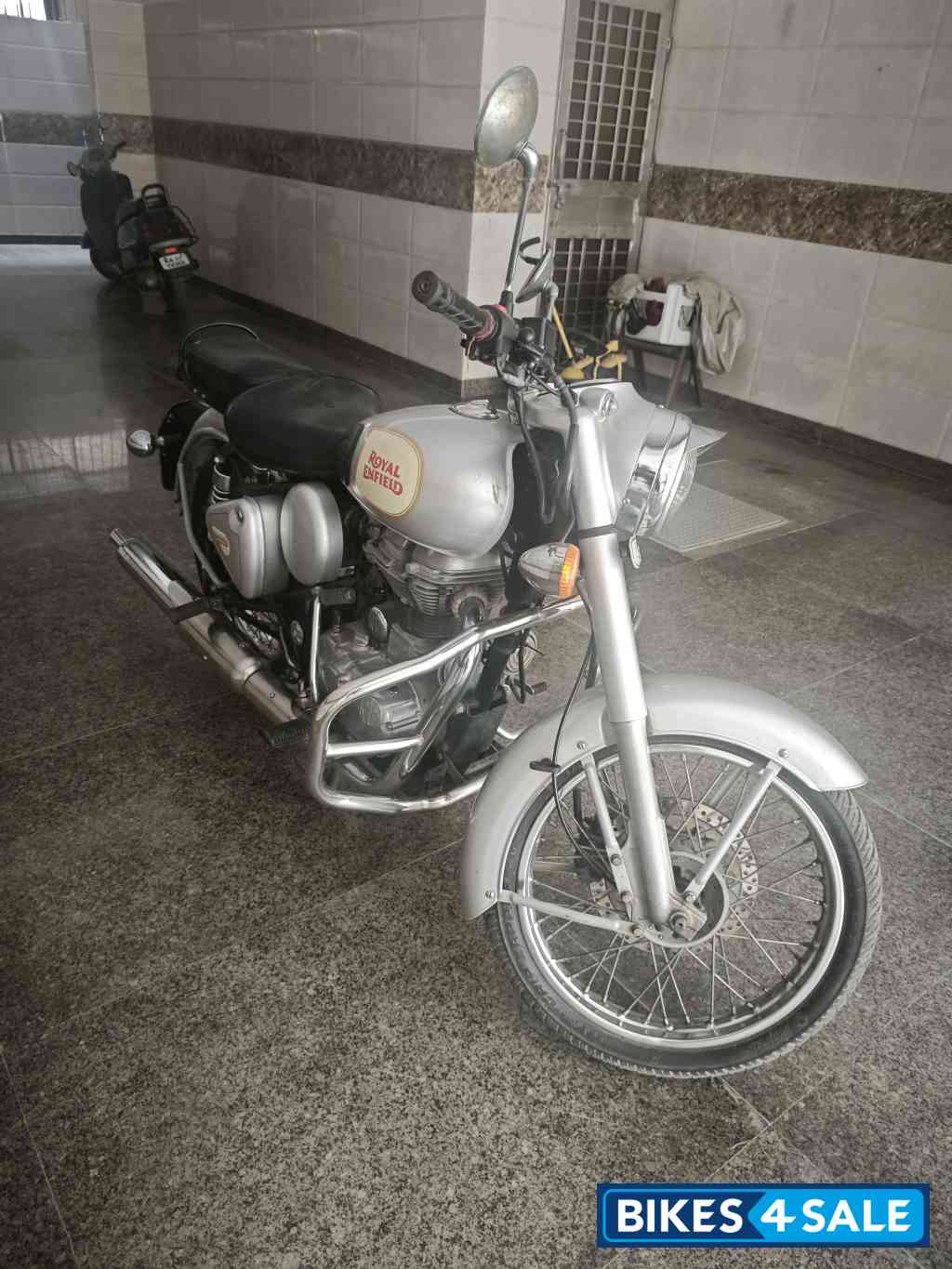 Royal Enfield Classic 350 Royal Enfield Classic 350