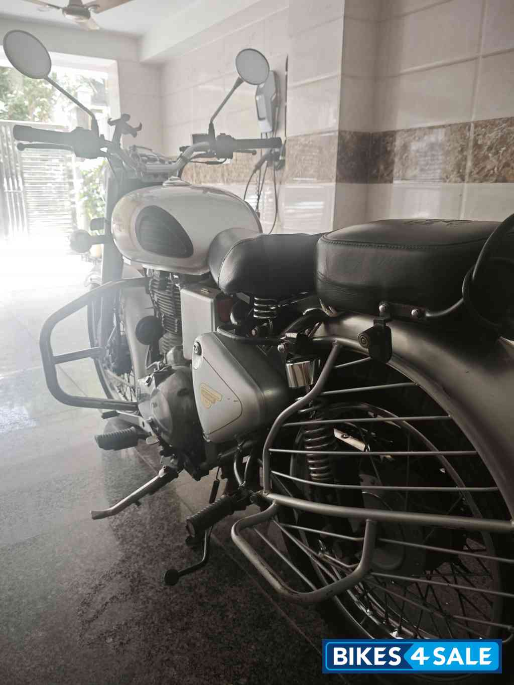 Royal Enfield Classic 350 Royal Enfield Classic 350