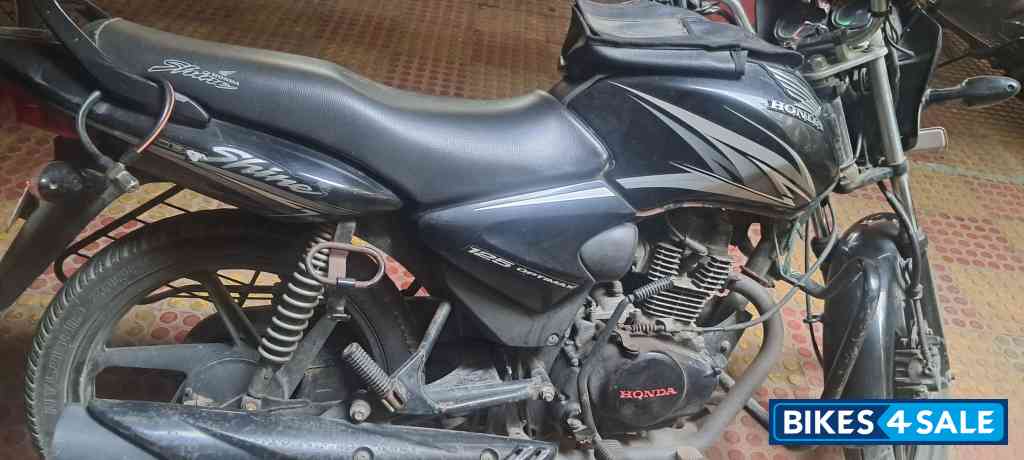 Black Honda Shine 125 Disc Black Honda Shine 125 Disc