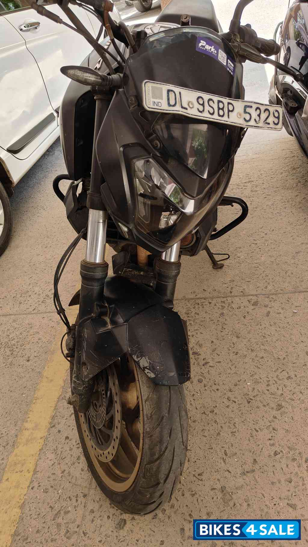 Bajaj Dominar 400