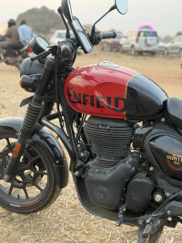 Royal Enfield Hunter 350 Metro