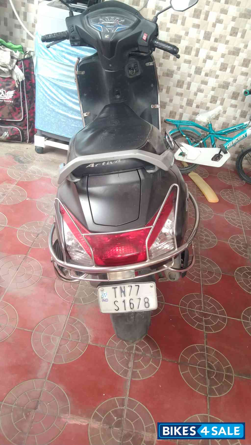 Black Honda Activa 6G Std