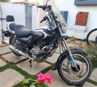 Bajaj Avenger Street 220