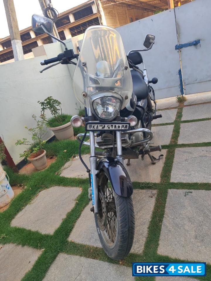 Bajaj Avenger Street 220