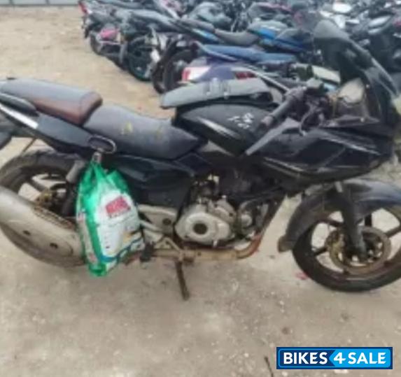 Bajaj Pulsar 220 DTSFi Bajaj Pulsar 220 DTSFi