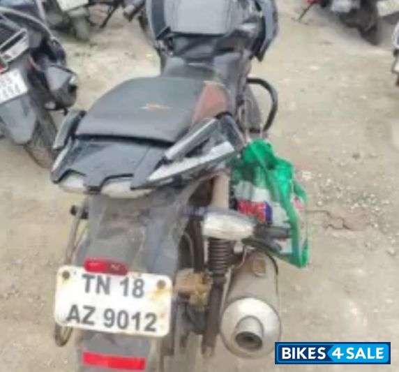 Bajaj Pulsar 220 DTSFi Bajaj Pulsar 220 DTSFi