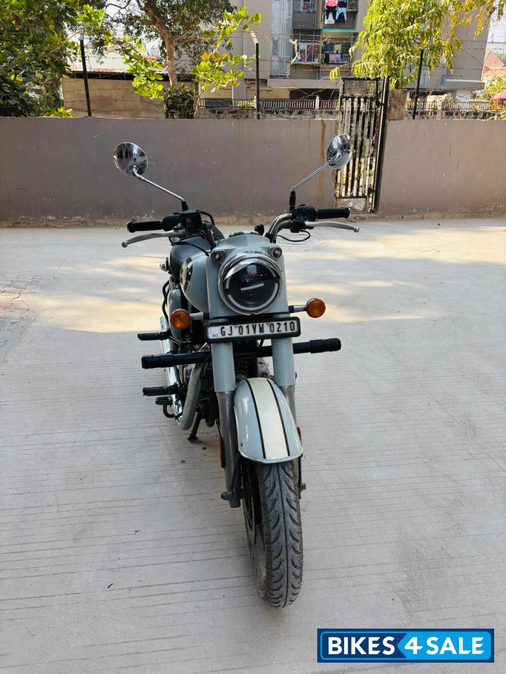 Royal Enfield Classic 350
