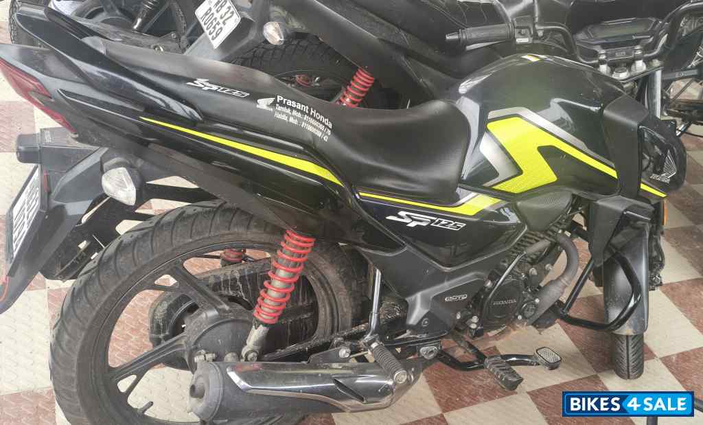Black Honda SP 125 BSVI