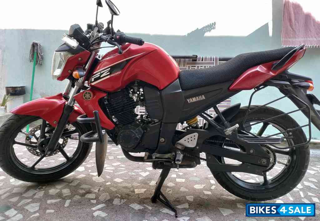 Yamaha FZ16