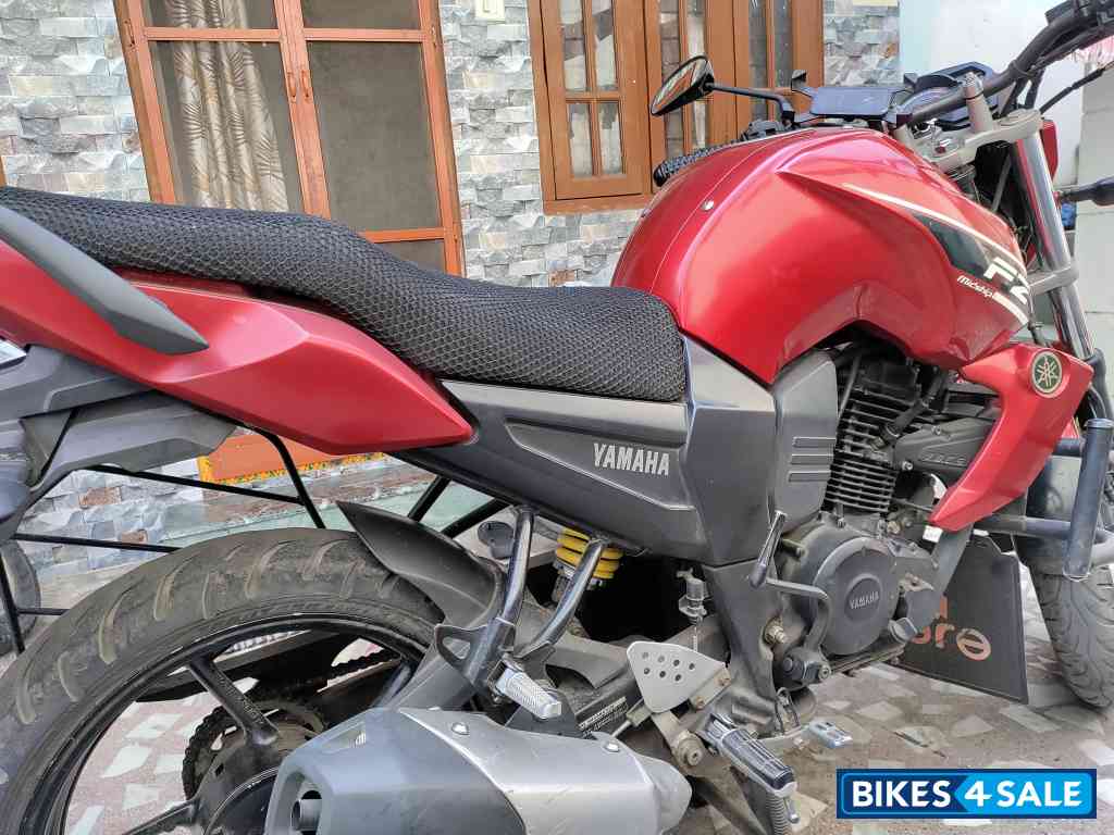 Yamaha FZ16