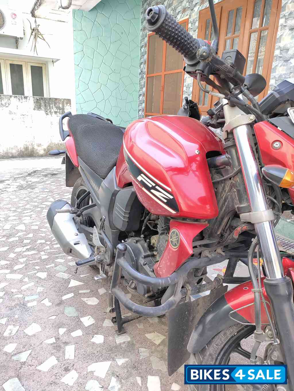 Yamaha FZ16