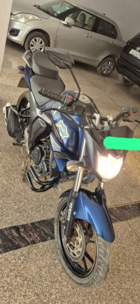 Yamaha FZ-S