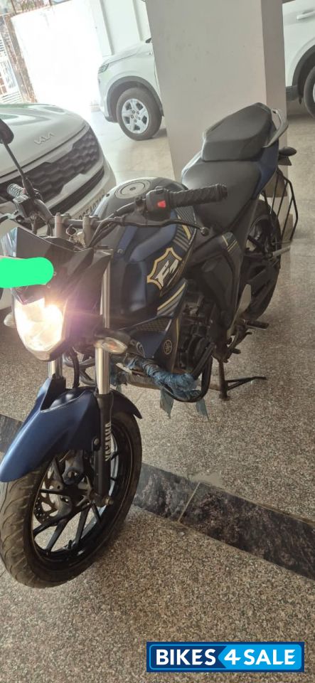 Yamaha FZ-S