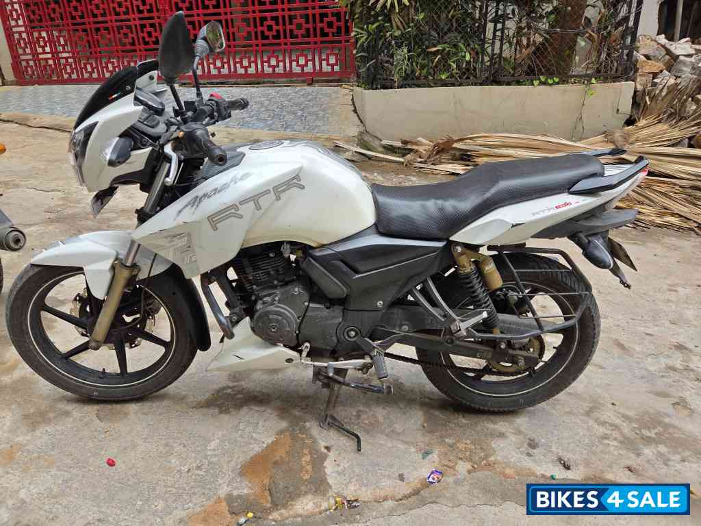 TVS Apache RTR 180