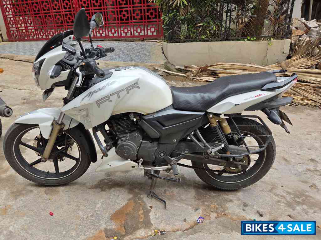 TVS Apache RTR 180