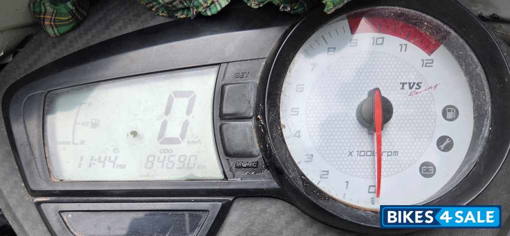 TVS Apache RTR 180