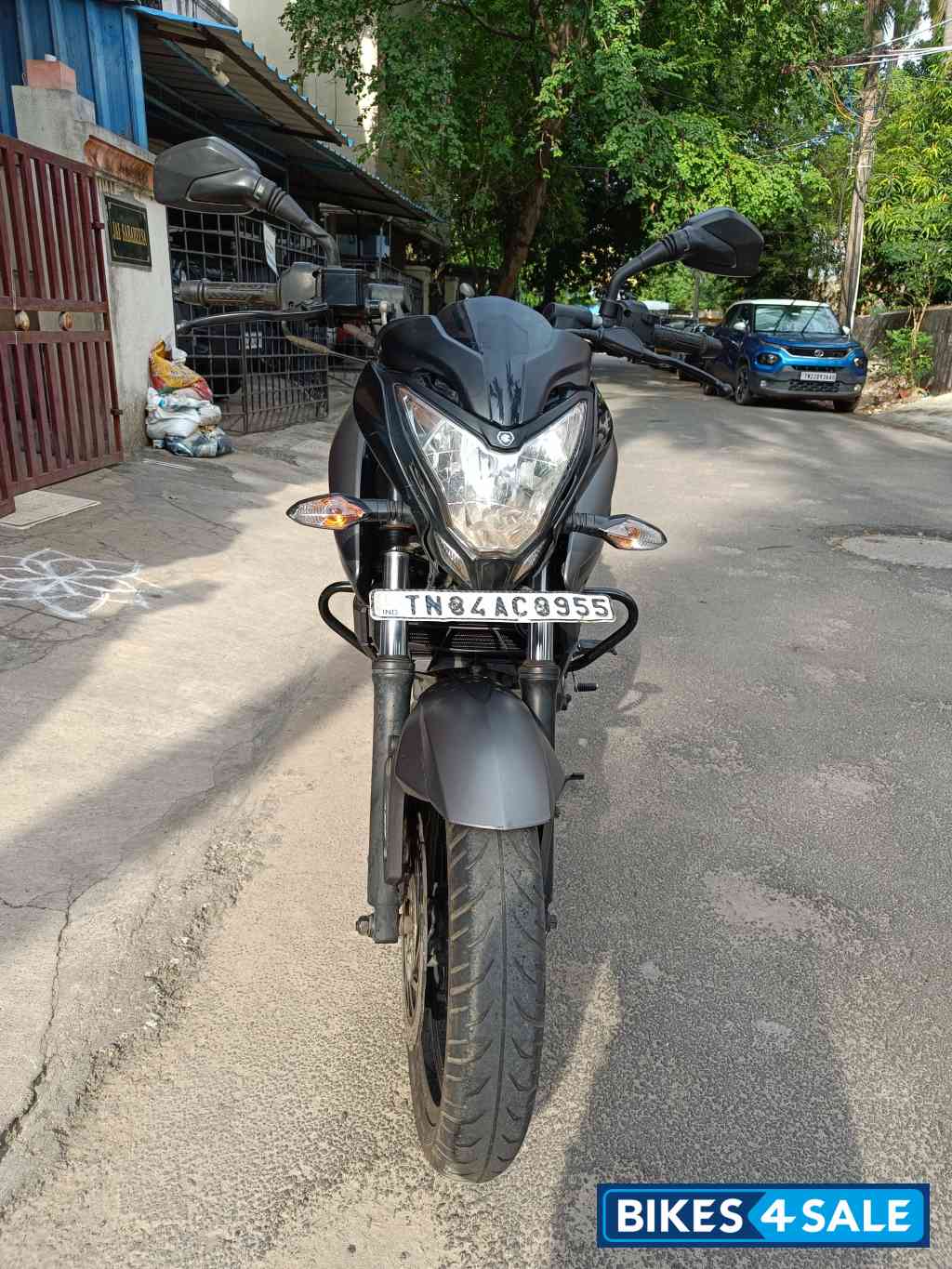 Black With Grey Bajaj Pulsar NS200