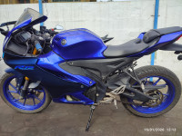 Yamaha R15 V4