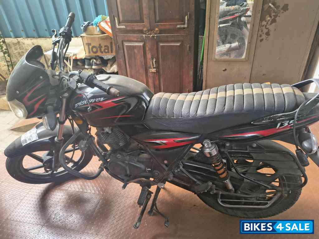 Bajaj Discover DTSi 135