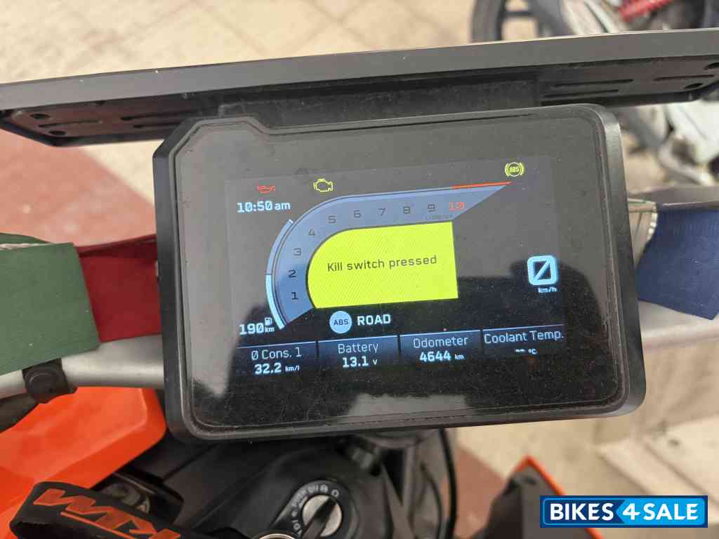 Electronic Orange KTM Duke 200 ABS Electronic Orange KTM Duke 200 ABS