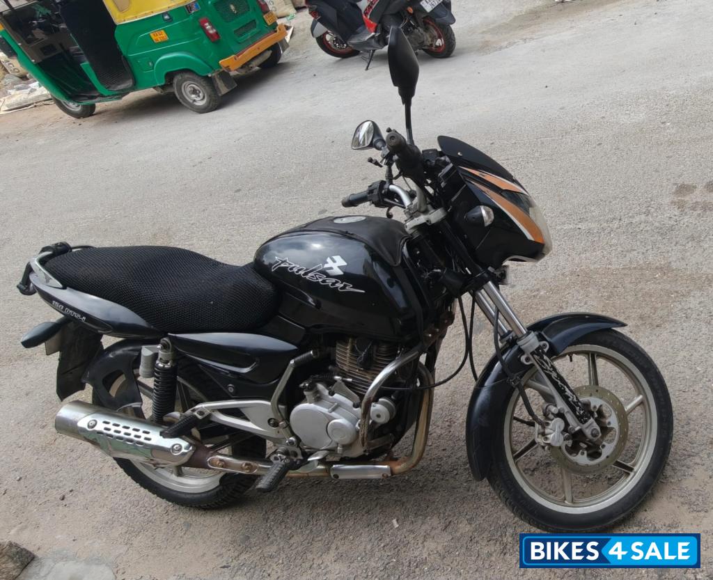 Black Bajaj Pulsar 150 DTSi Black Bajaj Pulsar 150 DTSi