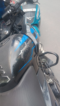 Bajaj Pulsar 220 DTSFi