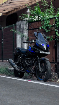 Bajaj Pulsar 220 DTSFi