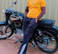Black Royal Enfield Bullet Standard 350