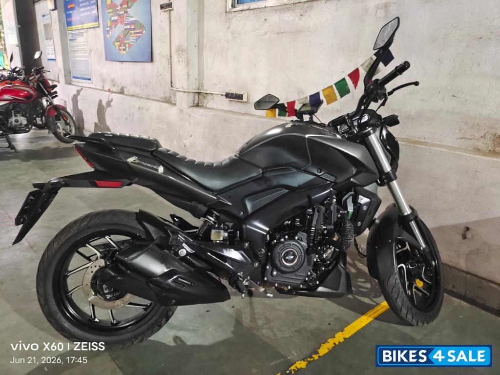Zed Black Bajaj Dominar 400 ABS BS6
