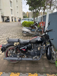 Black Royal Enfield Classic 350